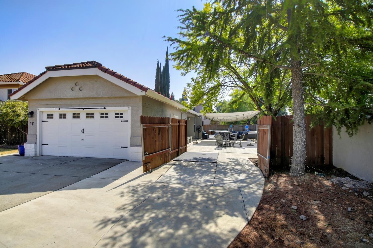 Photo of 111 Tyrell Ct in Folsom, CA