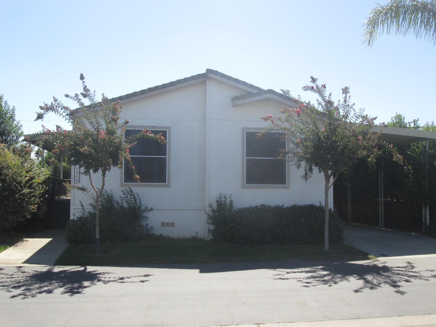 Photo of 838 Count Dr #2 in Livingston, CA