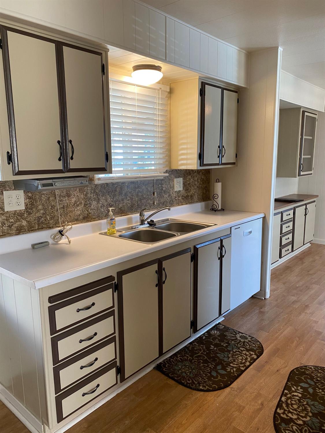 Photo of 1830 E Yosemite Ave #204 in Manteca, CA
