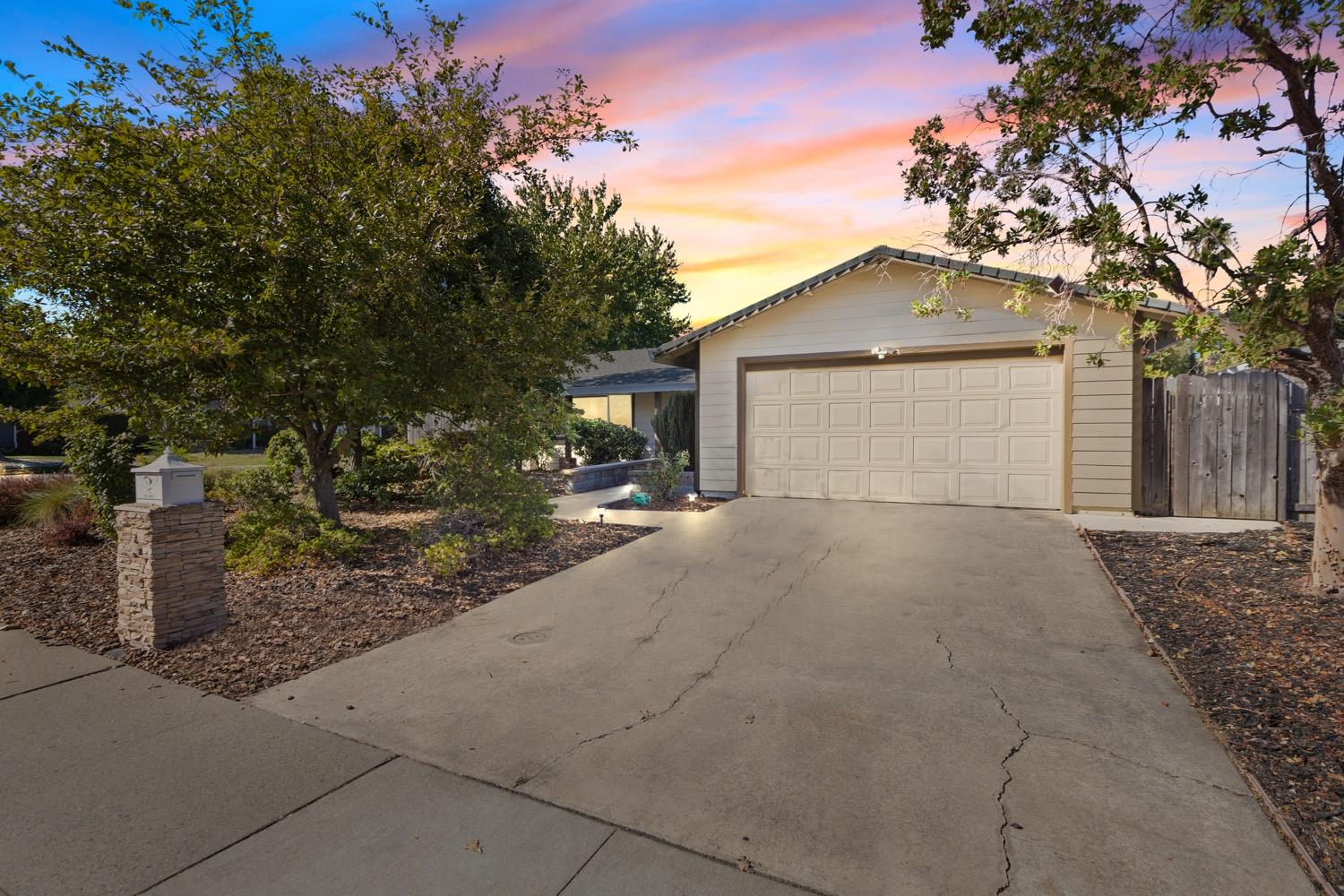 Photo of 9001 Terramore Dr in Orangevale, CA