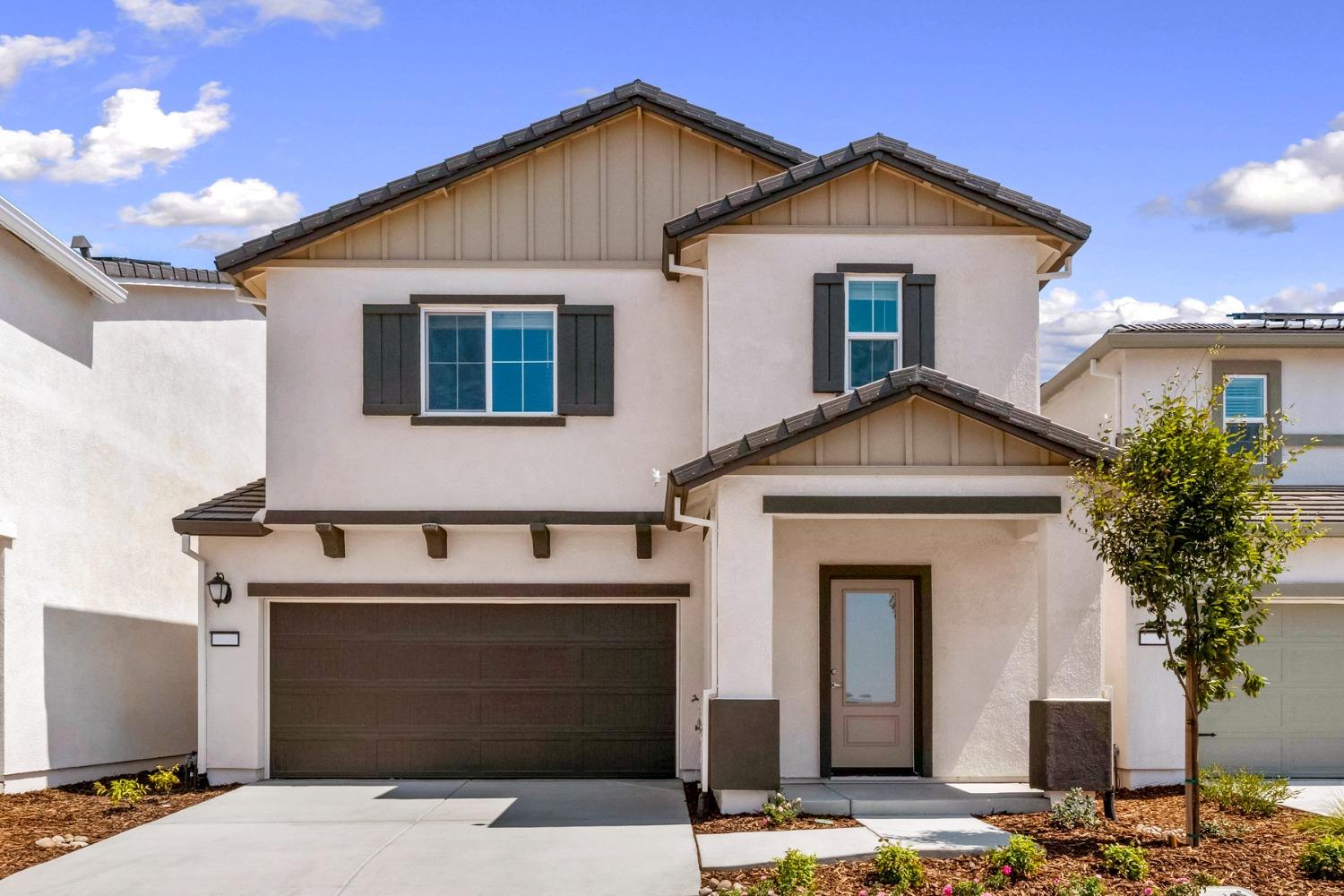 Photo of 2339 Comstock Ln in Lincoln, CA