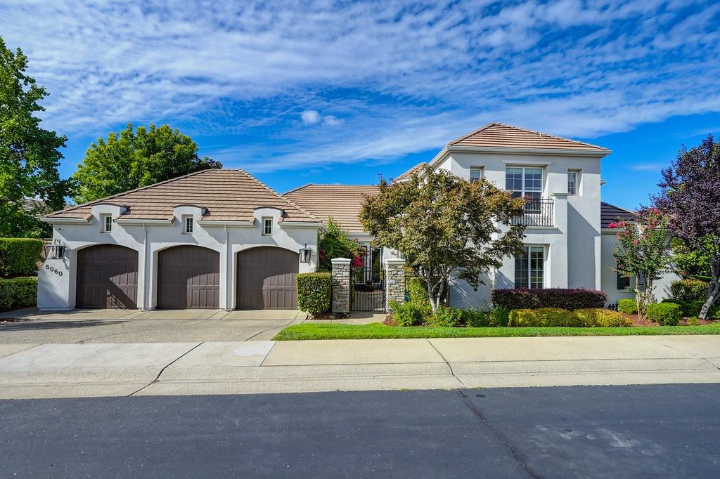 Photo of 5060 Thalia Dr in El Dorado Hills, CA