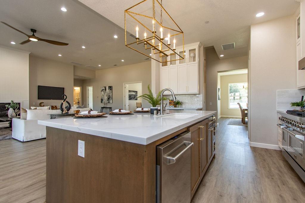 Detail Gallery Image 20 of 61 For 10121 Fox Borough Dr, Oakdale,  CA 95361 - 4 Beds | 4 Baths