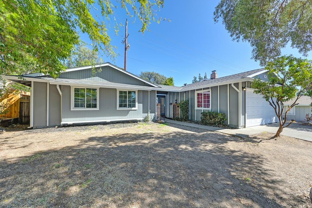 Waterbury Way, Fair Oaks, California image 2