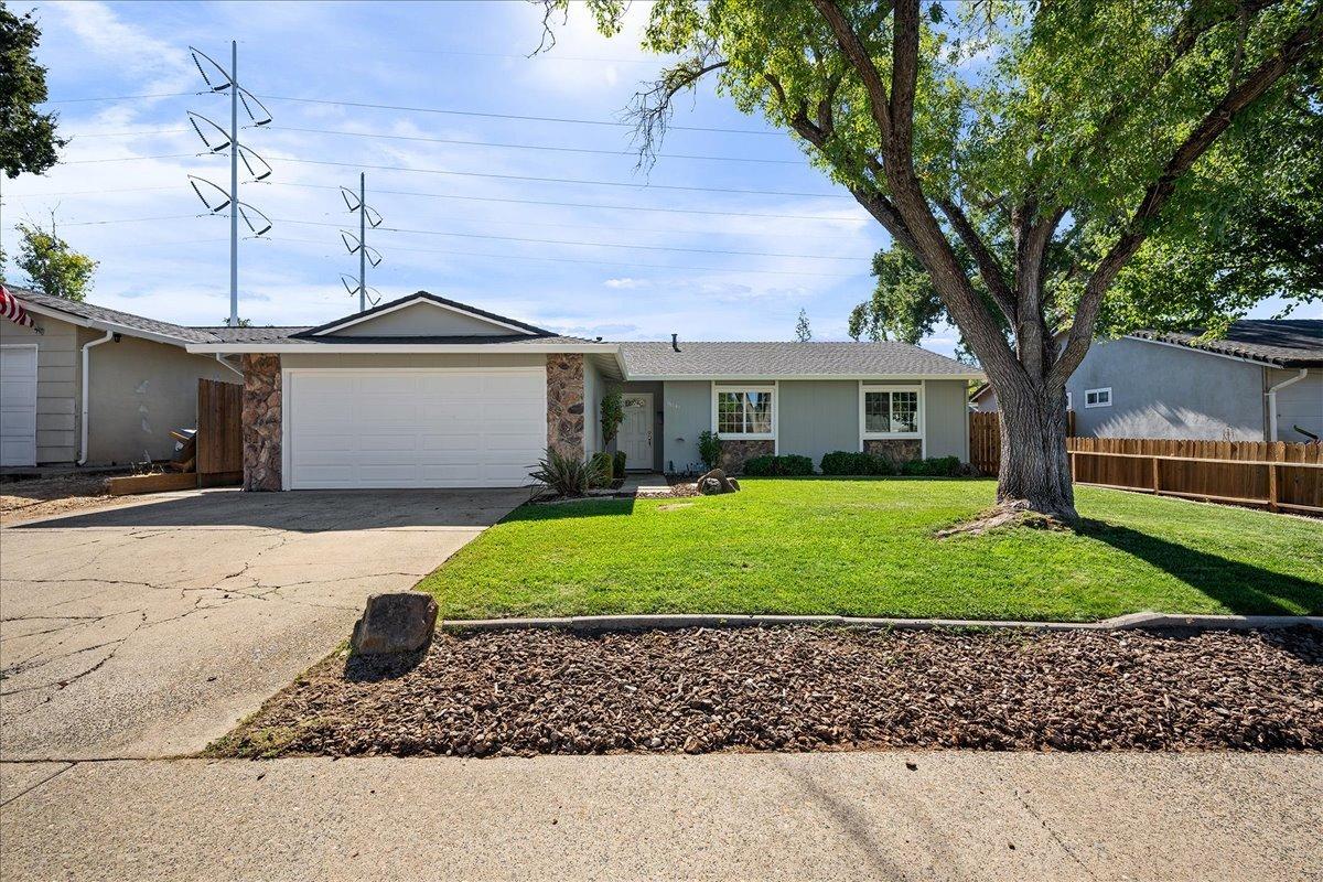 Photo of 8044 Ruthwood Wy in Orangevale, CA