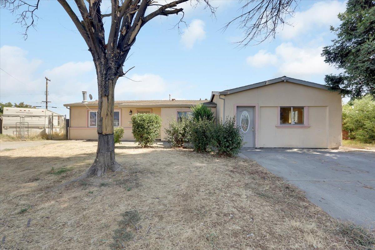 Photo of 7353 Landsborough Ct in Sacramento, CA