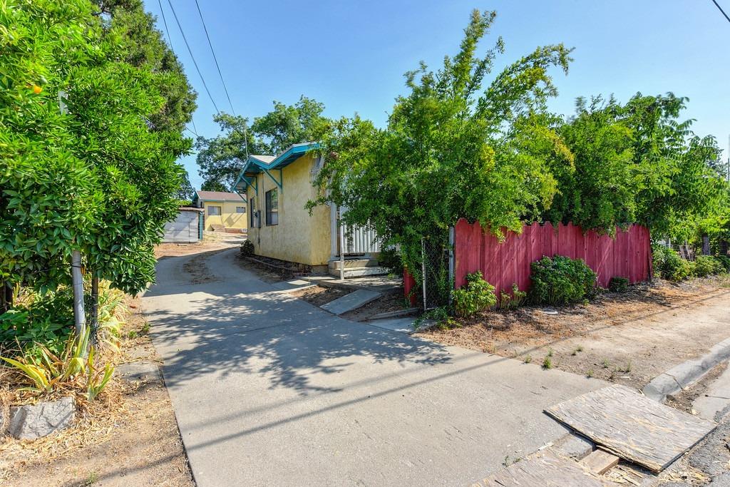 Photo of 430 5th St in Roseville, CA