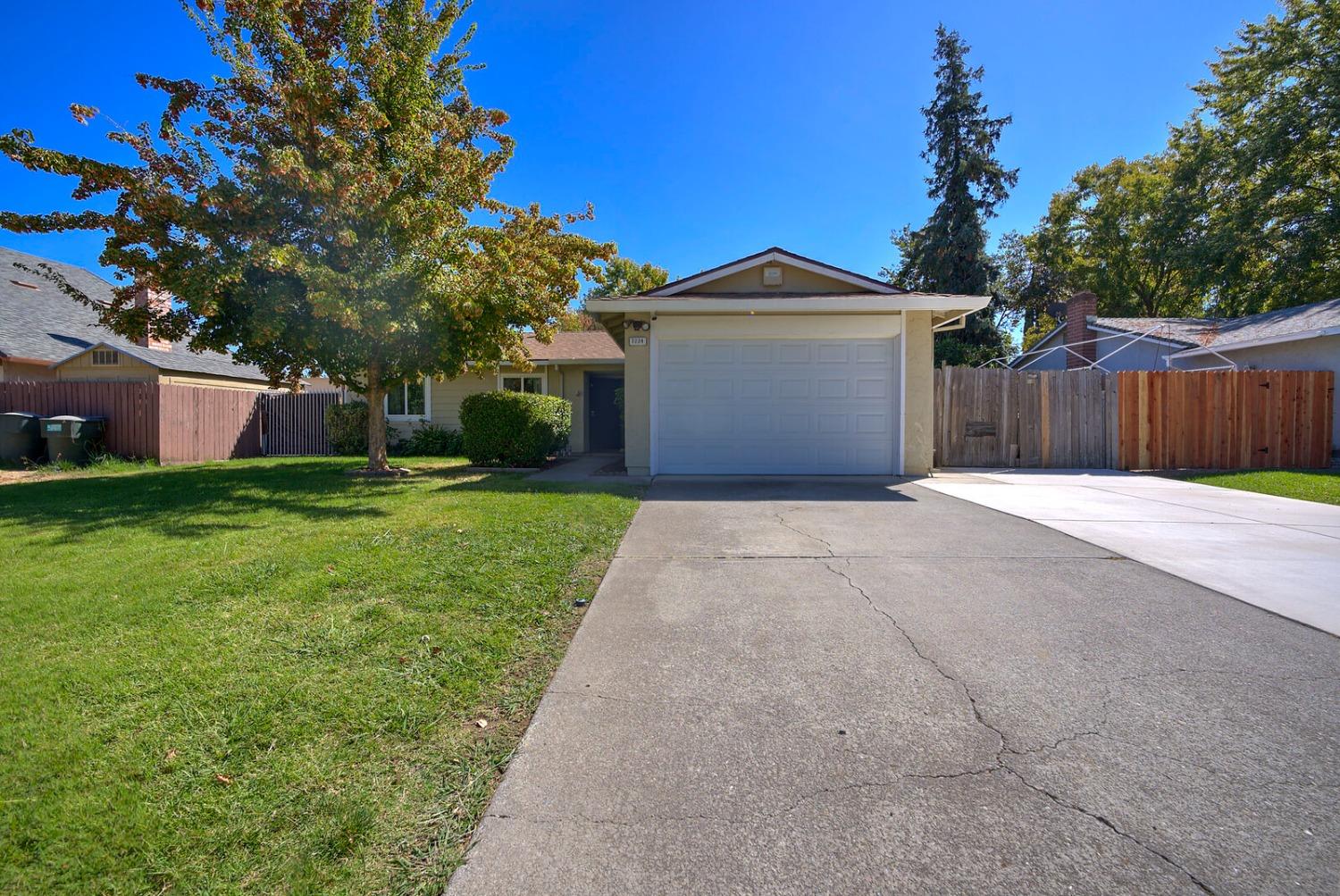 Photo of 7224 Candlestick in Sacramento, CA