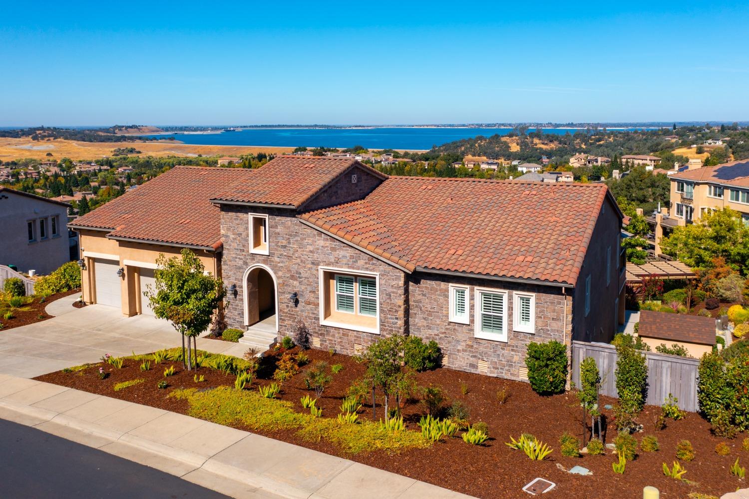 Photo of 8253 Trevi Wy in El Dorado Hills, CA