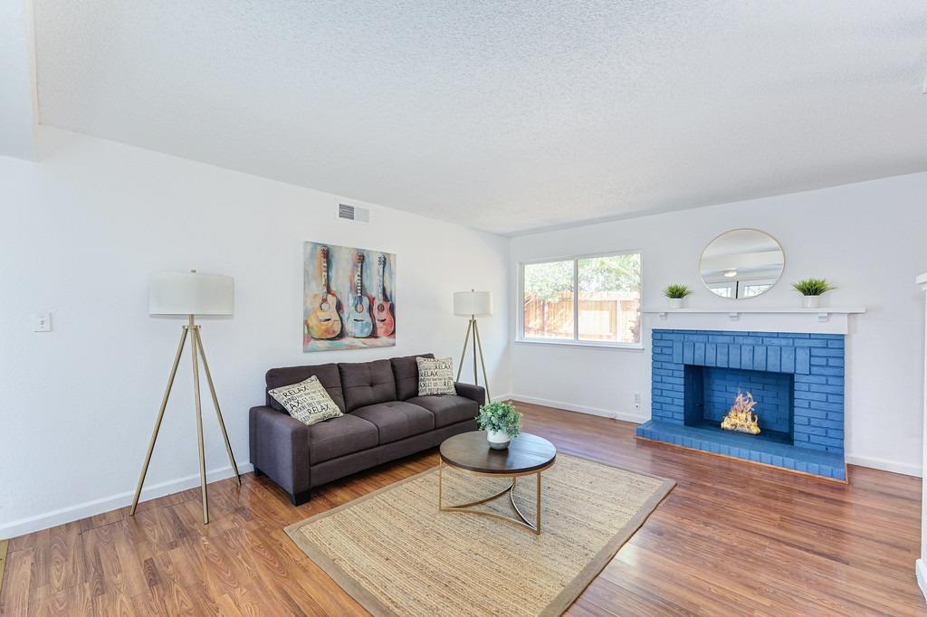 Waterbury Way, Fair Oaks, California image 9