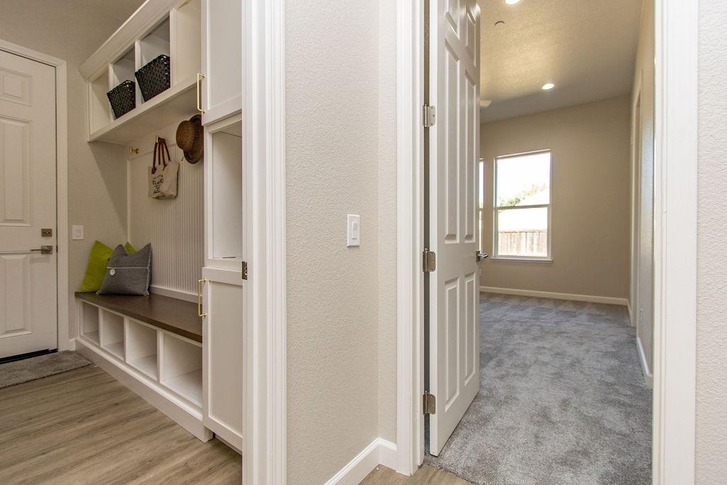 Detail Gallery Image 49 of 61 For 10121 Fox Borough Dr, Oakdale,  CA 95361 - 4 Beds | 4 Baths