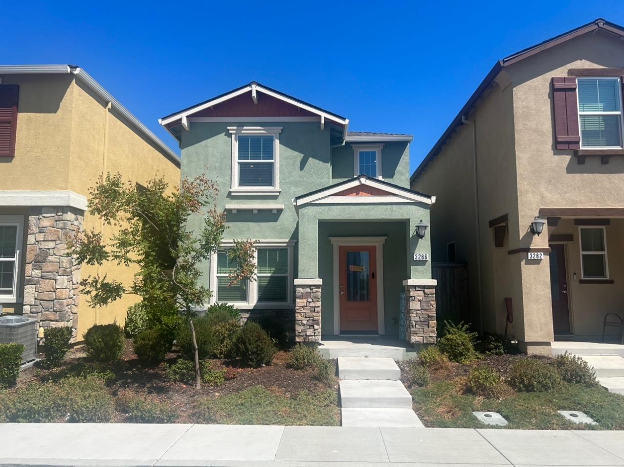 Photo of 3286 New York Rd in West Sacramento, CA