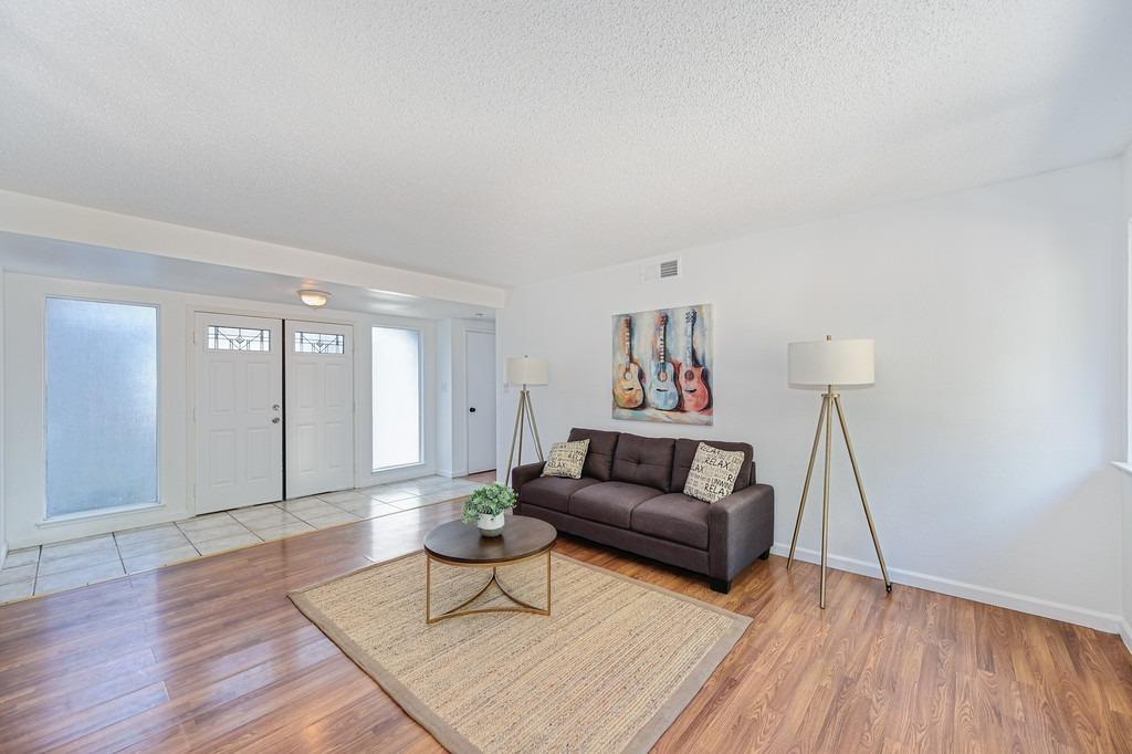 Waterbury Way, Fair Oaks, California image 12