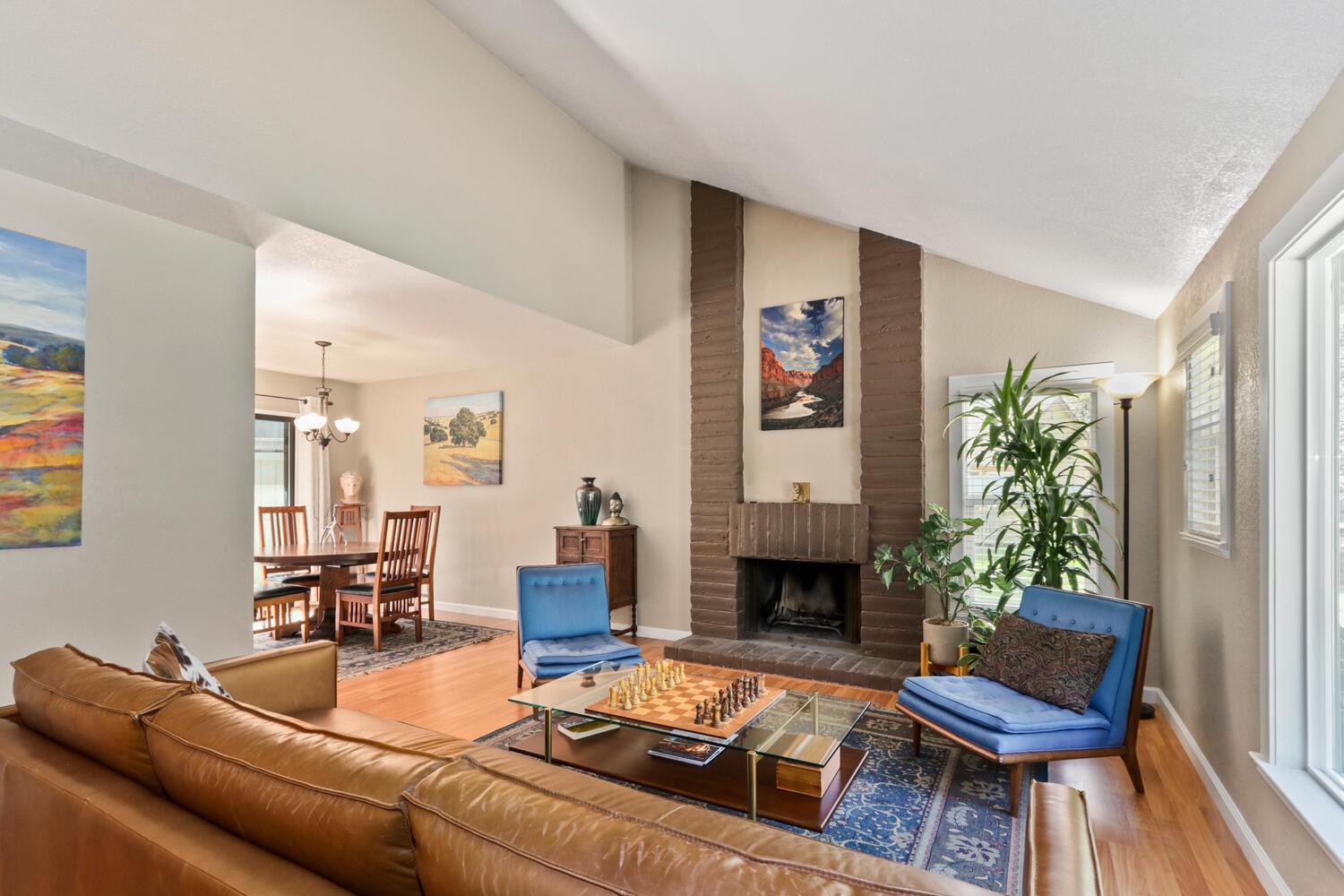 Photo #3: 223094653 Listing 