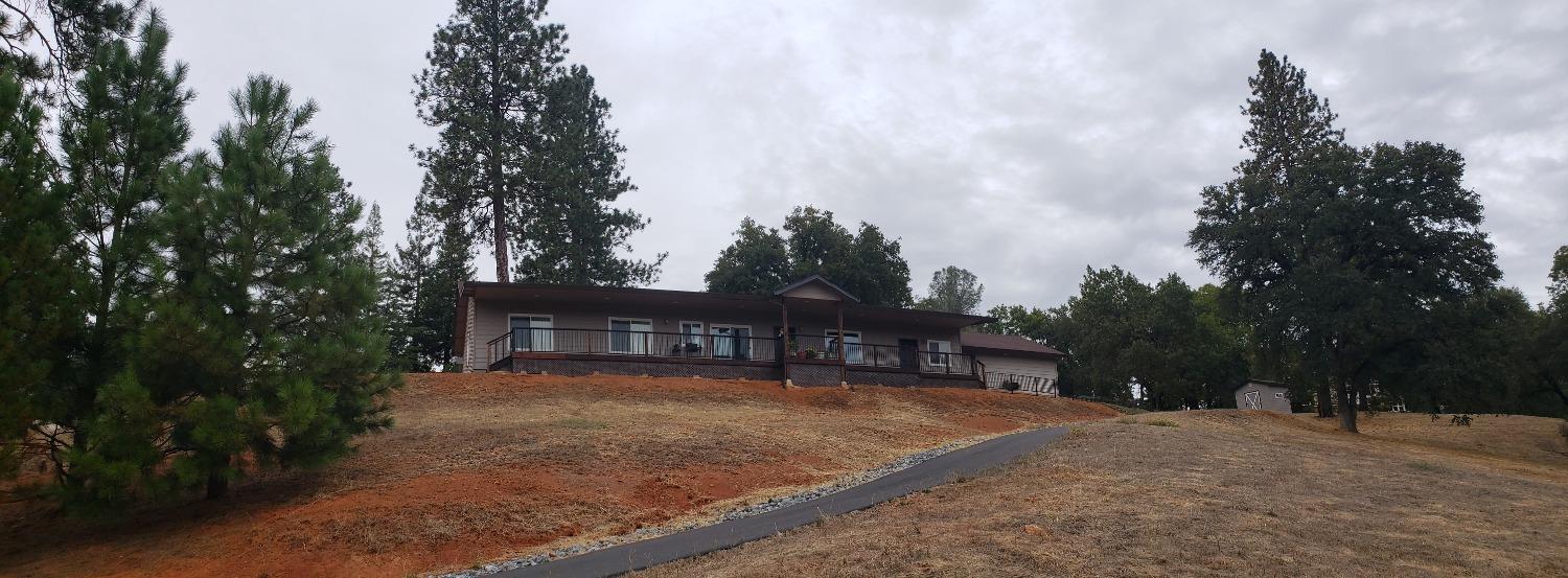 Photo of 17630 Hillcrest Dr in Meadow Vista, CA