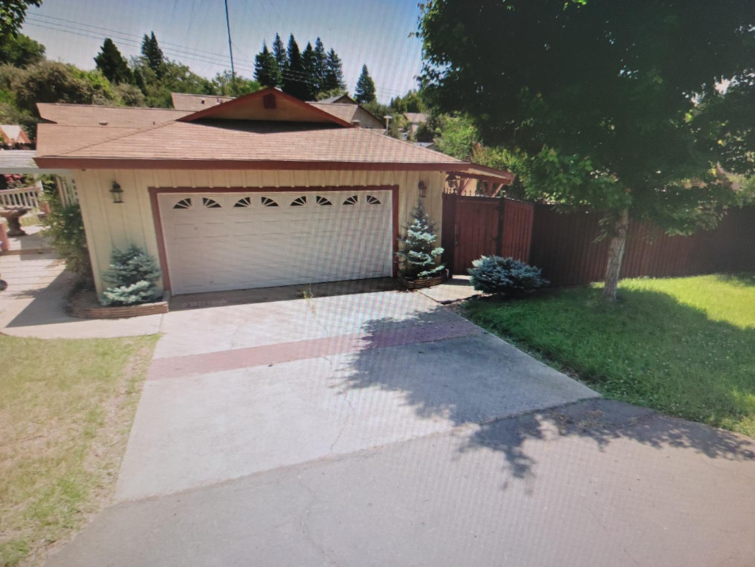 Photo of 8700 Winding Wy in Fair Oaks, CA
