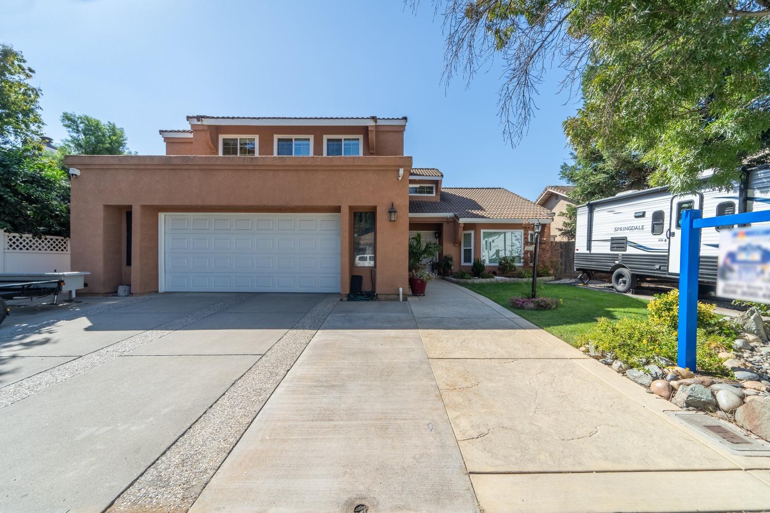 Photo of 1505 Tonopah Pl in Modesto, CA