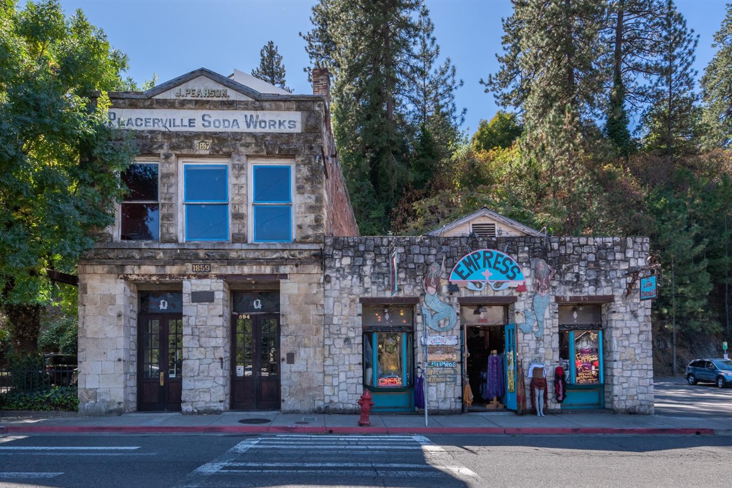 Photo of 582 Main St in Placerville, CA