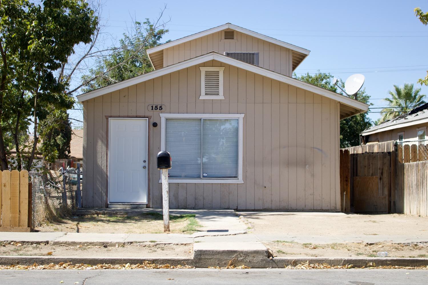 Buchanan Street, Coalinga, California image 2