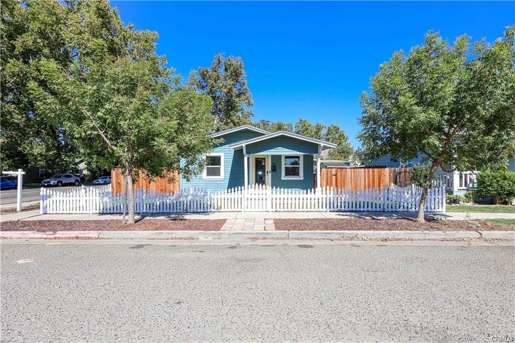 Photo of 305 S Palm St in Turlock, CA