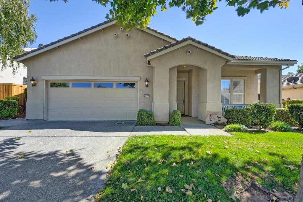 Detail Gallery Image 1 of 1 For 2827 Springfield Dr, Rocklin,  CA 95765 - 2 Beds | 2 Baths