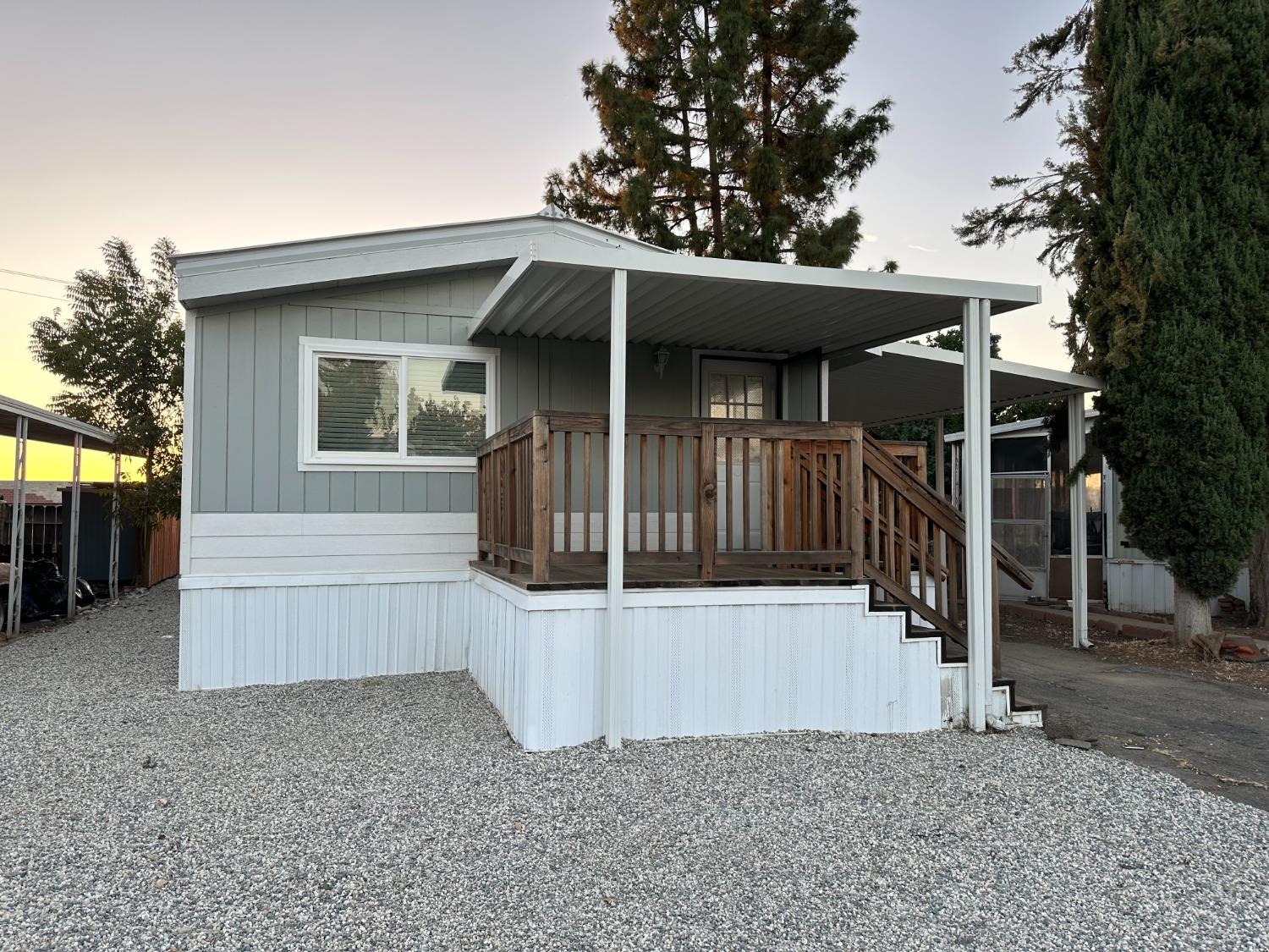 Photo of 5100 N Hwy 99 #19 in Stockton, CA