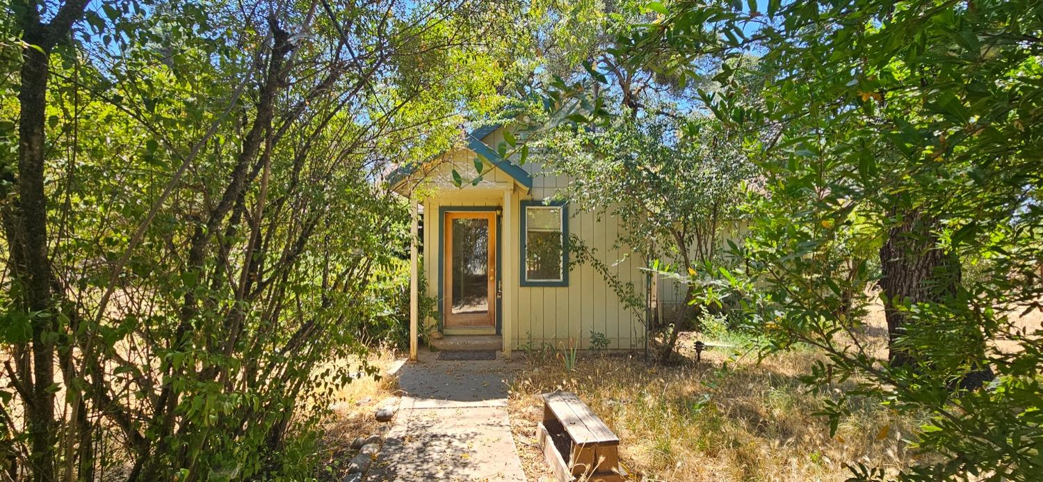 Photo of 23700 Pleasant Valley Rd in North San Juan, CA