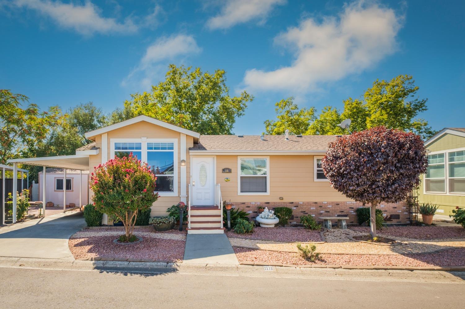 Photo of 5505 S Grove St #98 in Rocklin, CA