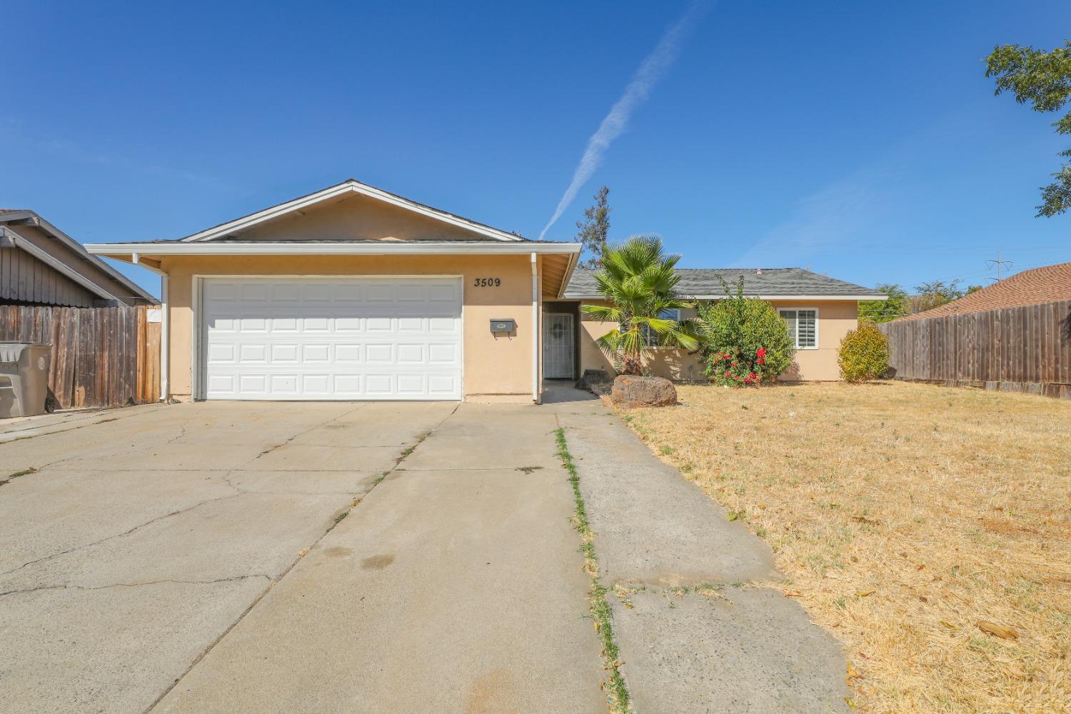 Photo of 3509 Reel Cir in Sacramento, CA