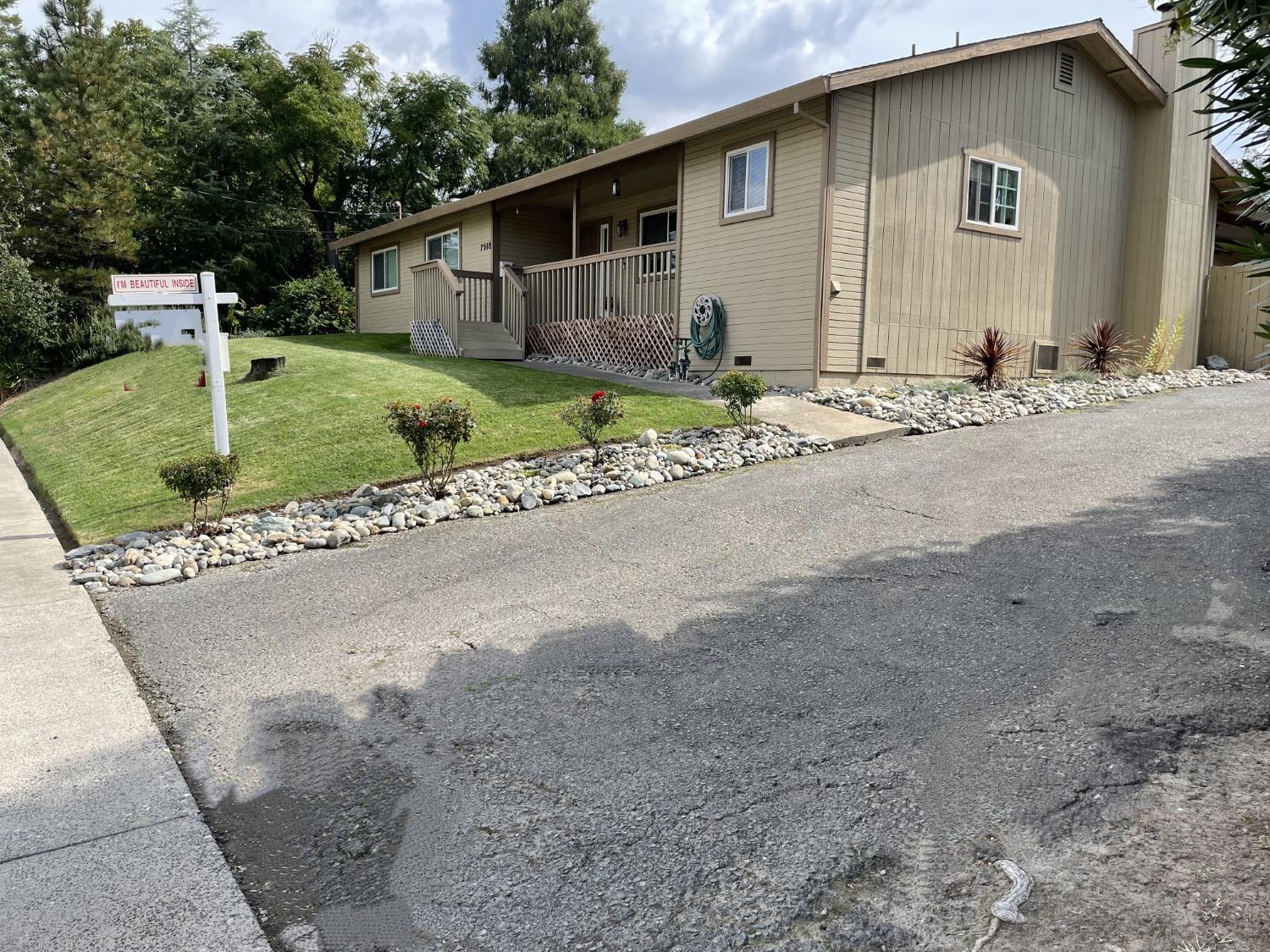 Photo of 7518 Greenglen Ave in Citrus Heights, CA