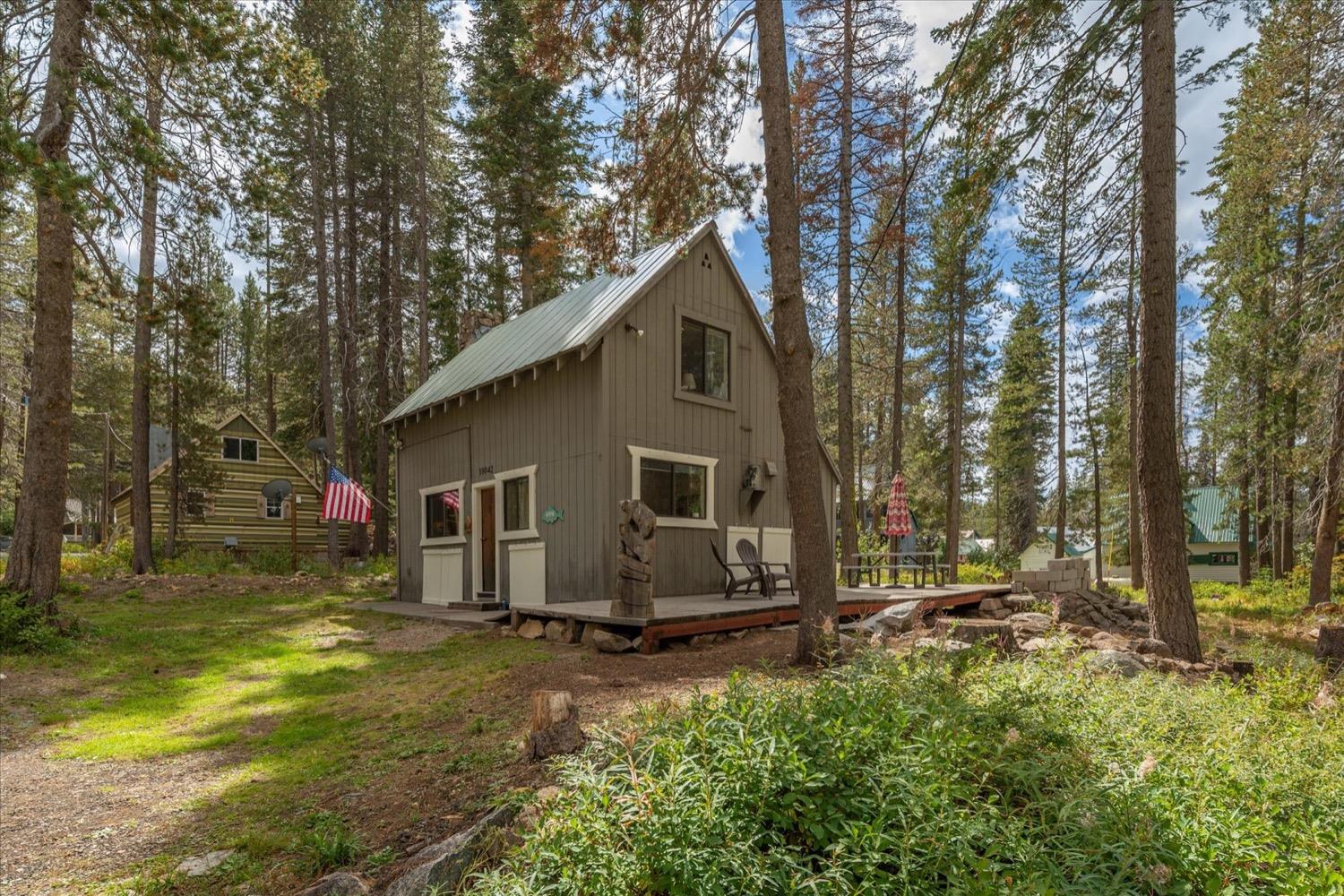 Rusty Lane, Soda Springs, California image 2