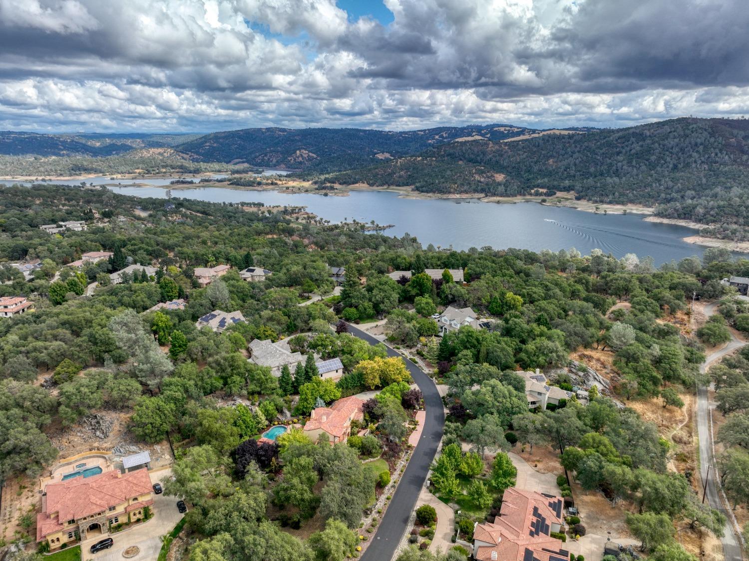 Rim Rock Circle, Loomis, California image 9