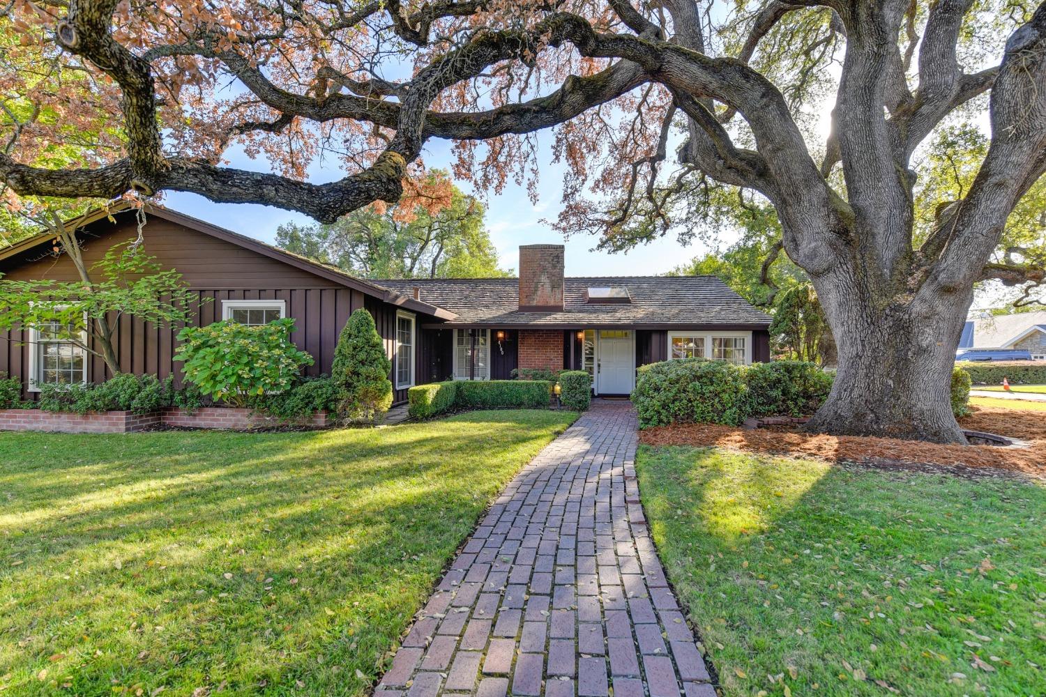 Photo of 4100 Los Coches Wy in Sacramento, CA