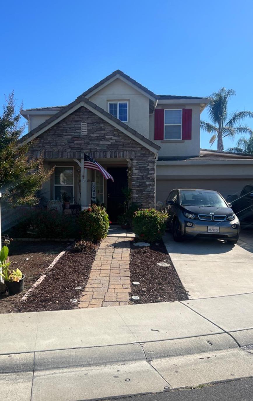 Photo of 7204 Tavira Ct in Elk Grove, CA