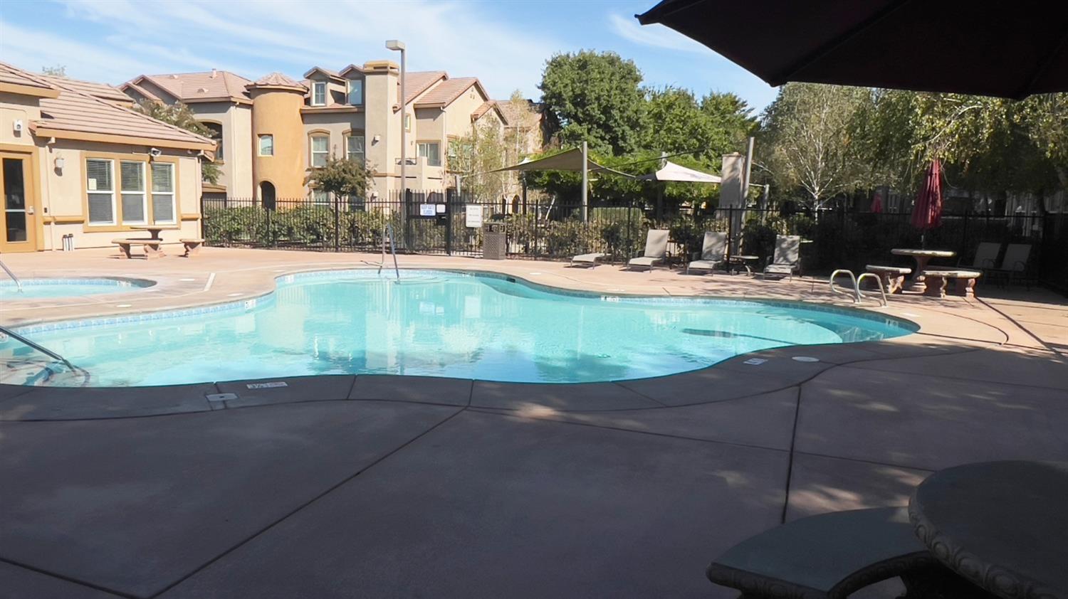 Photo #16: 223095682 Listing: Photo #16