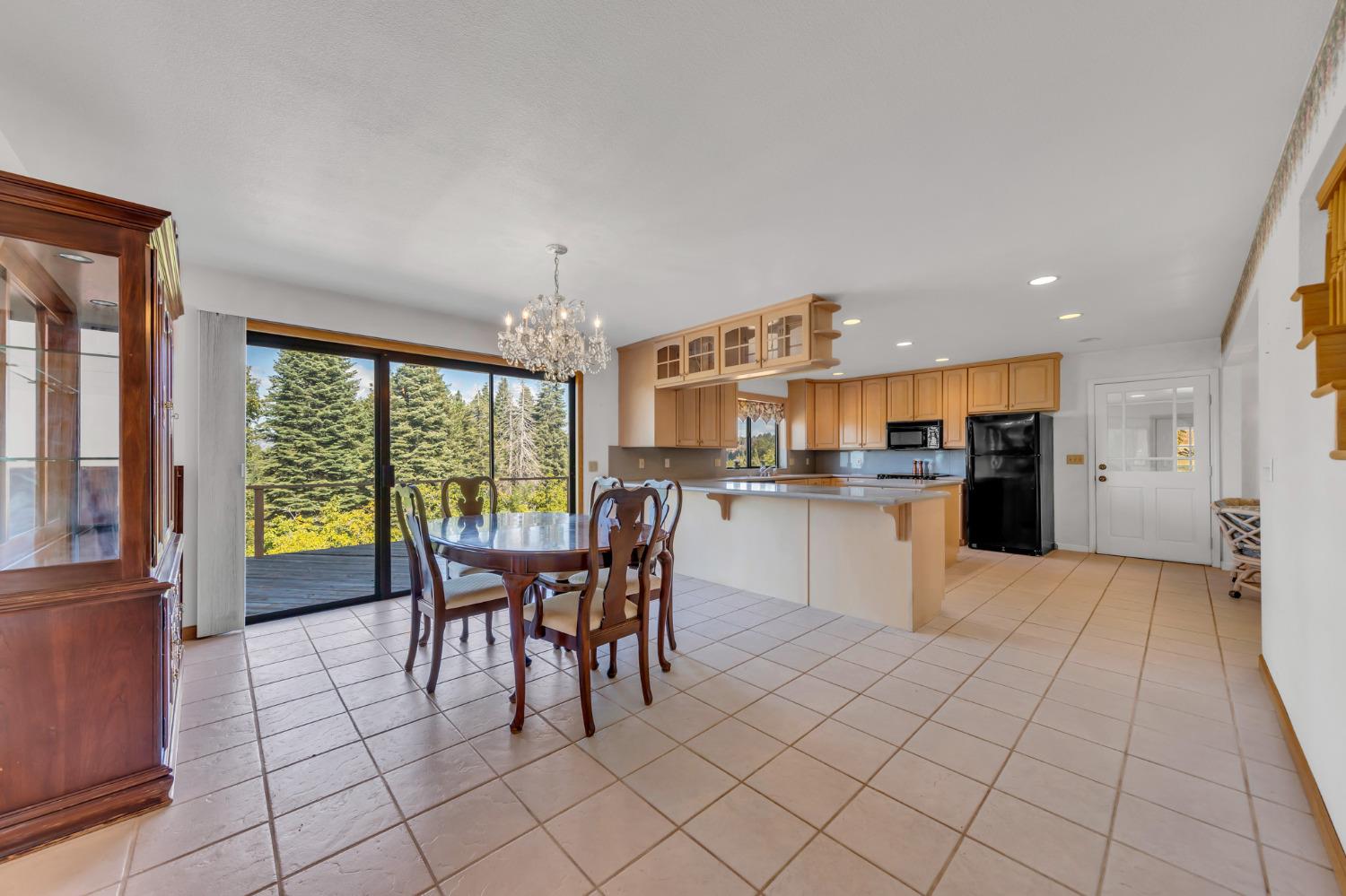 Mace Road, Camino, California image 20