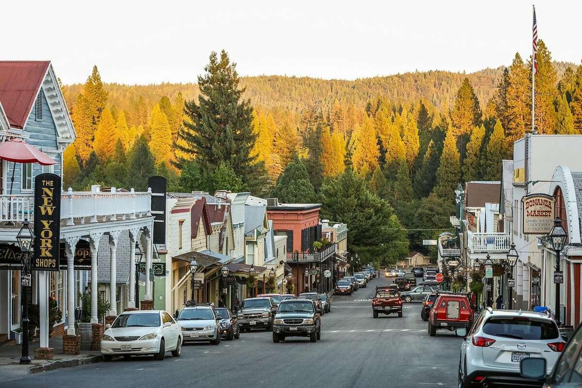 Chief Kelly Drive, Nevada City, California image 7