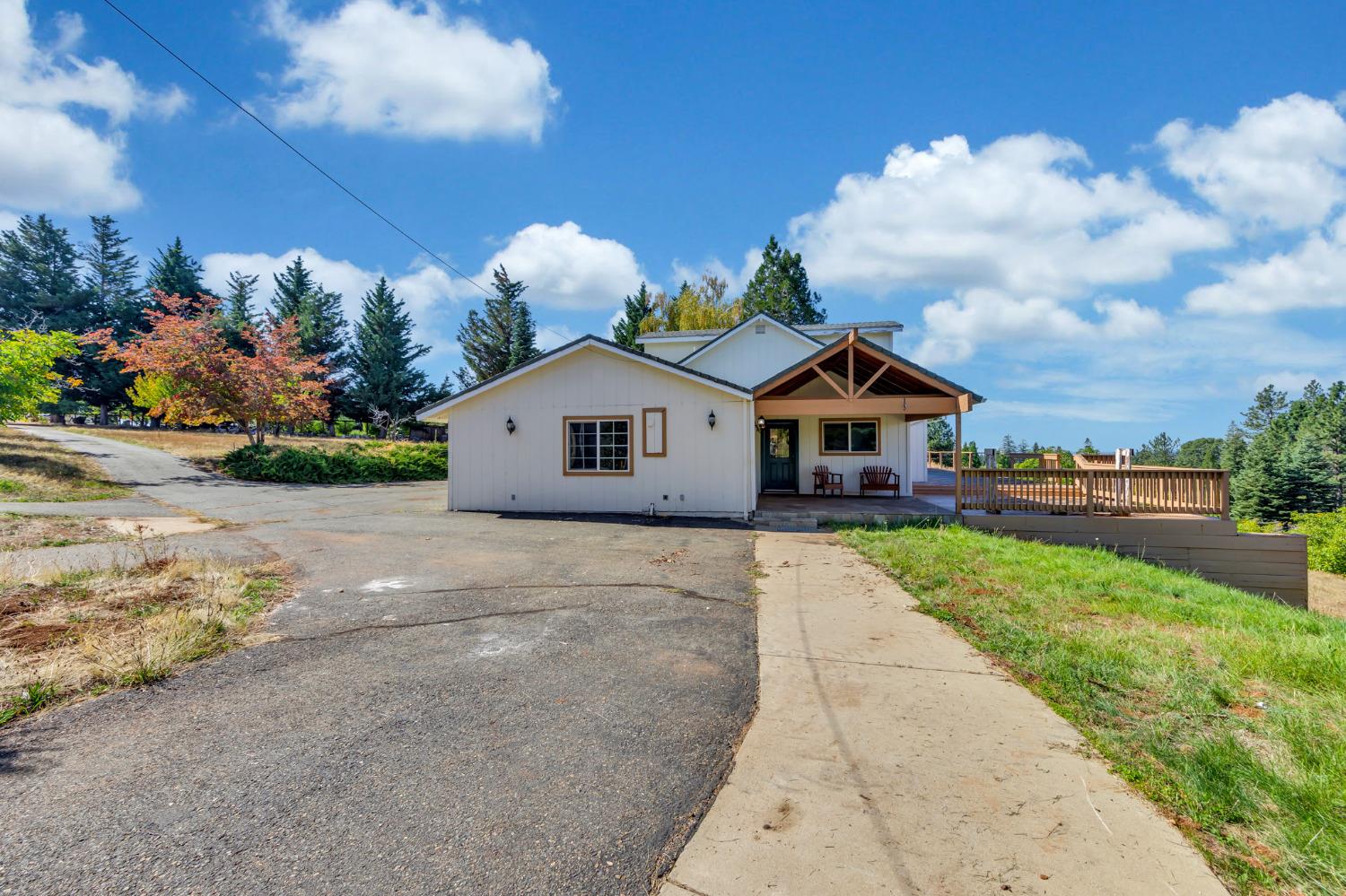 Mace Road, Camino, California image 15