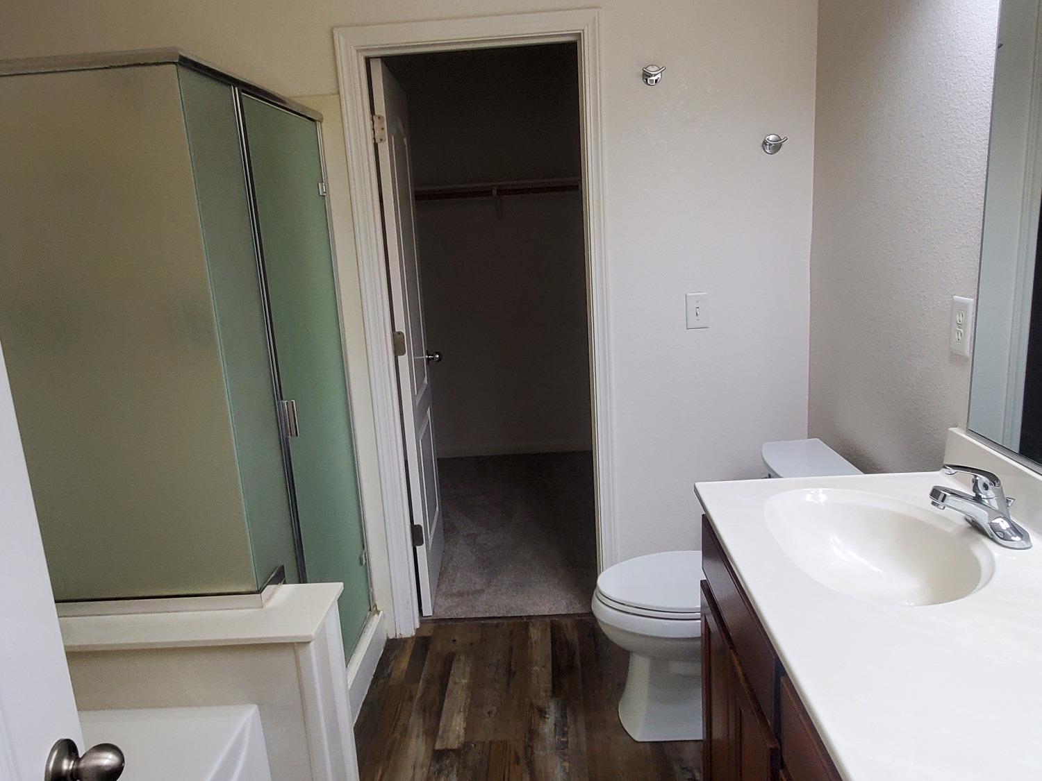 Photo #27: 223096906 Listing: Photo #27