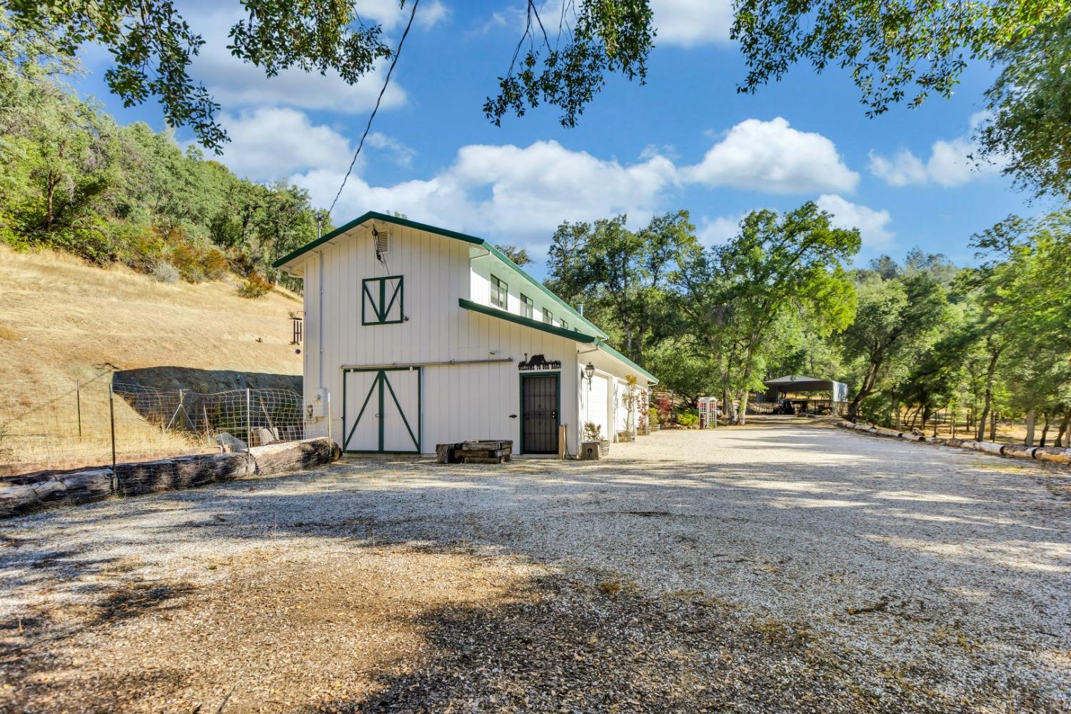 Sheep Ranch Road, Mountain Ranch, California image 5