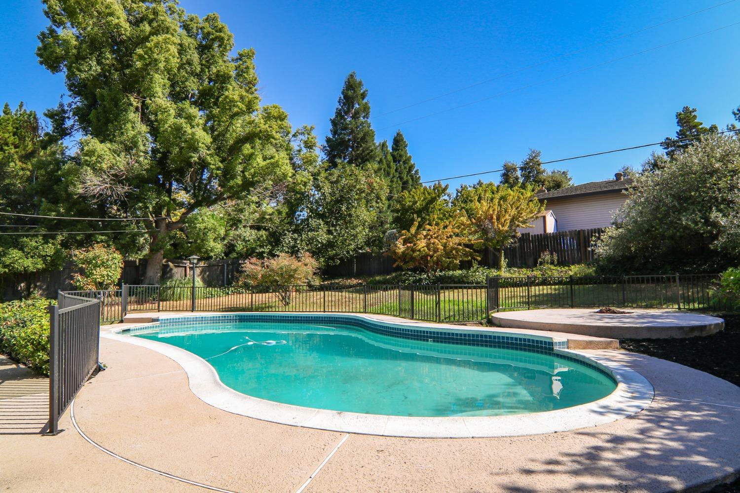 Forrestal Street, Fair Oaks, California image 4