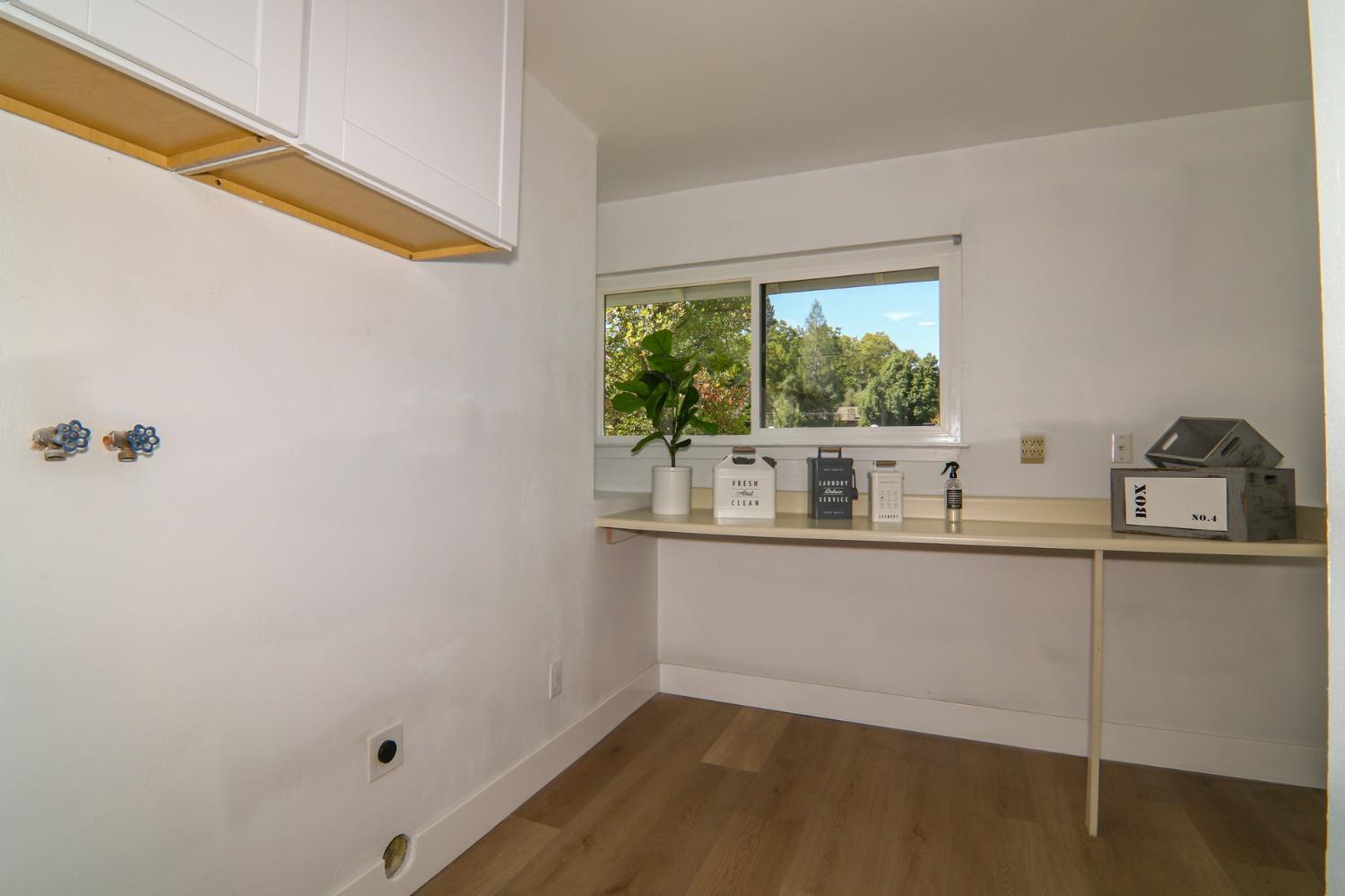 Forrestal Street, Fair Oaks, California image 30