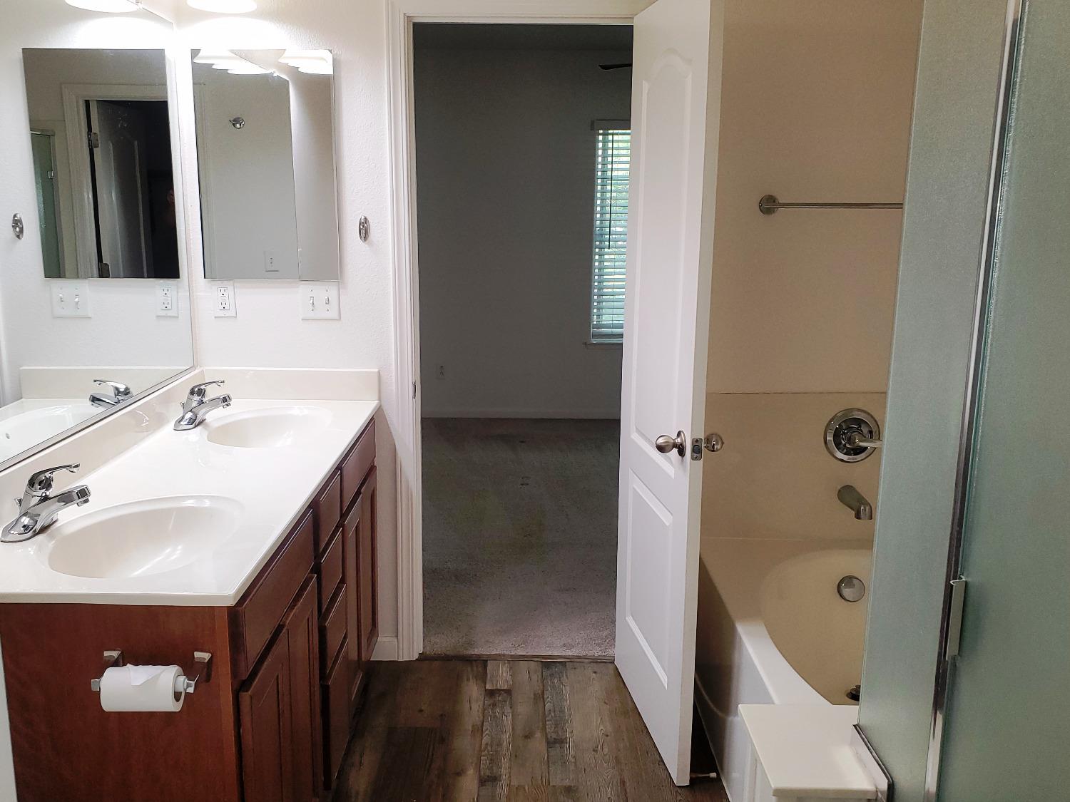 Photo #30: 223096906 Listing: Photo #30