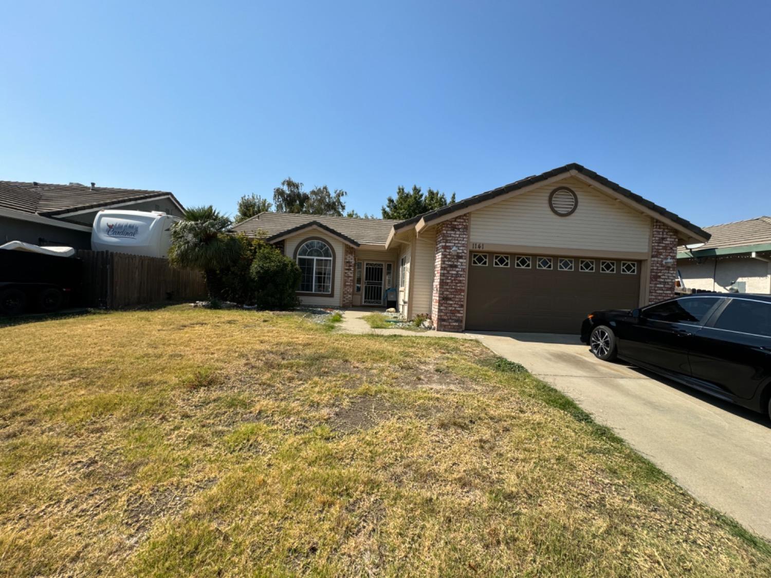 Photo of 1141 Johnathan Dr in Yuba City, CA