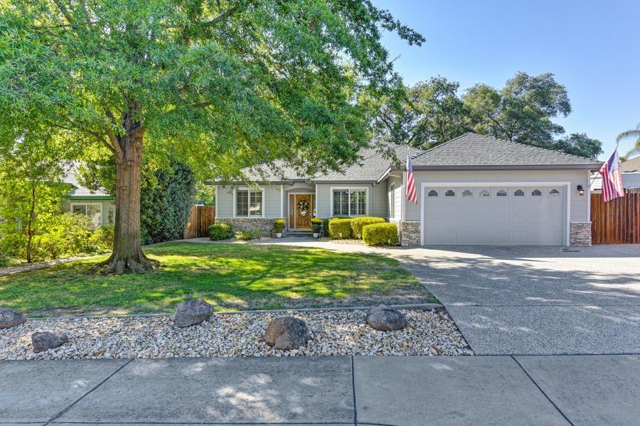 Photo of 3866 S Holly St in Loomis, CA
