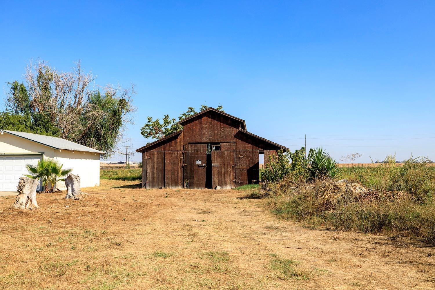 Arnold Road, Denair, California image 4