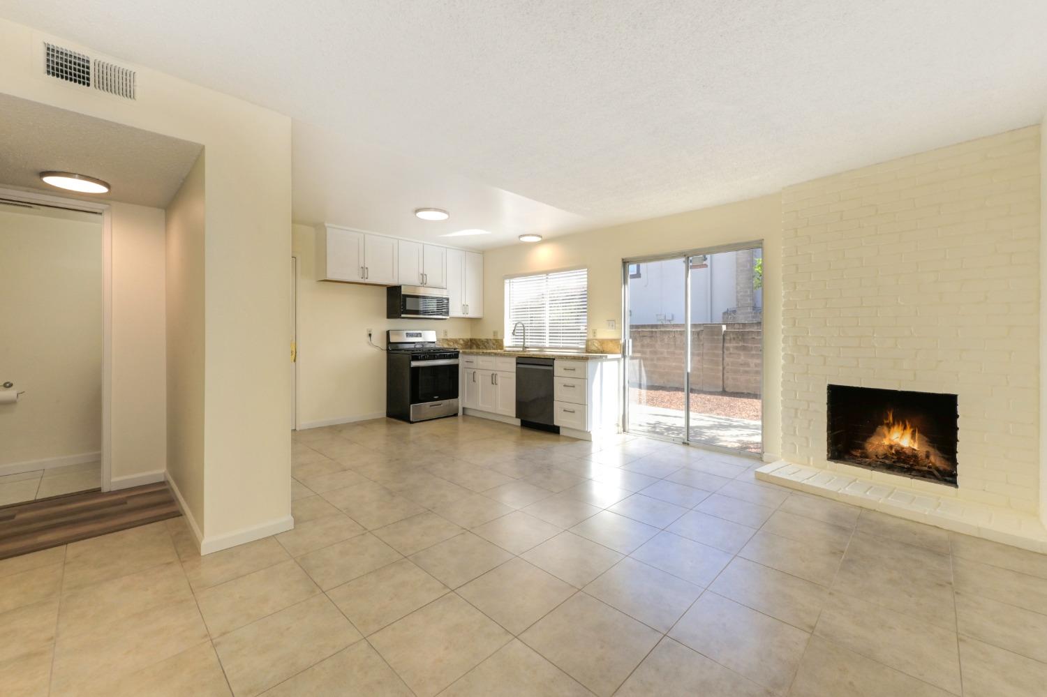 Kimwood Lane, Rancho Cordova, California image 9