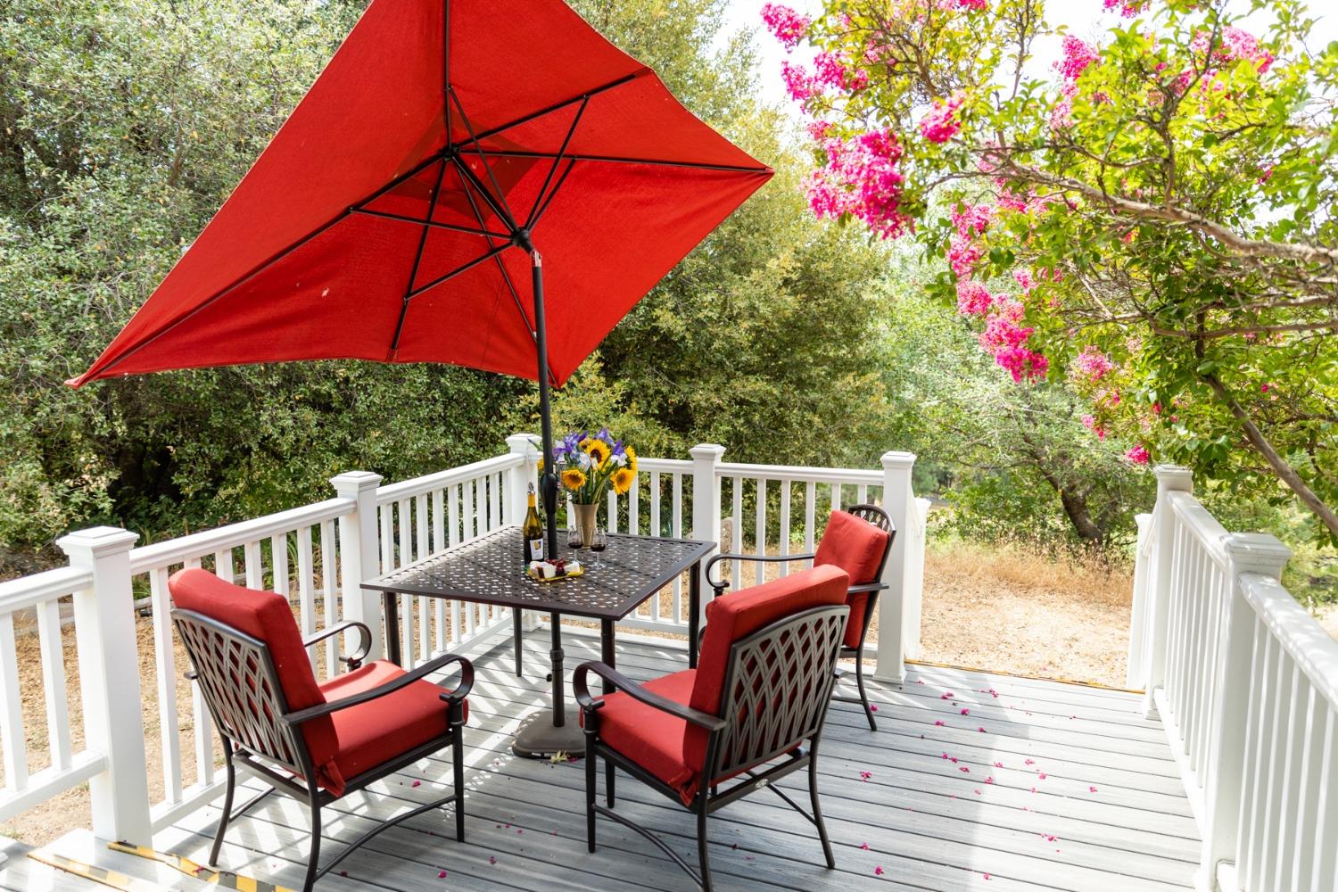 Gray Rock, Somerset, California image 28