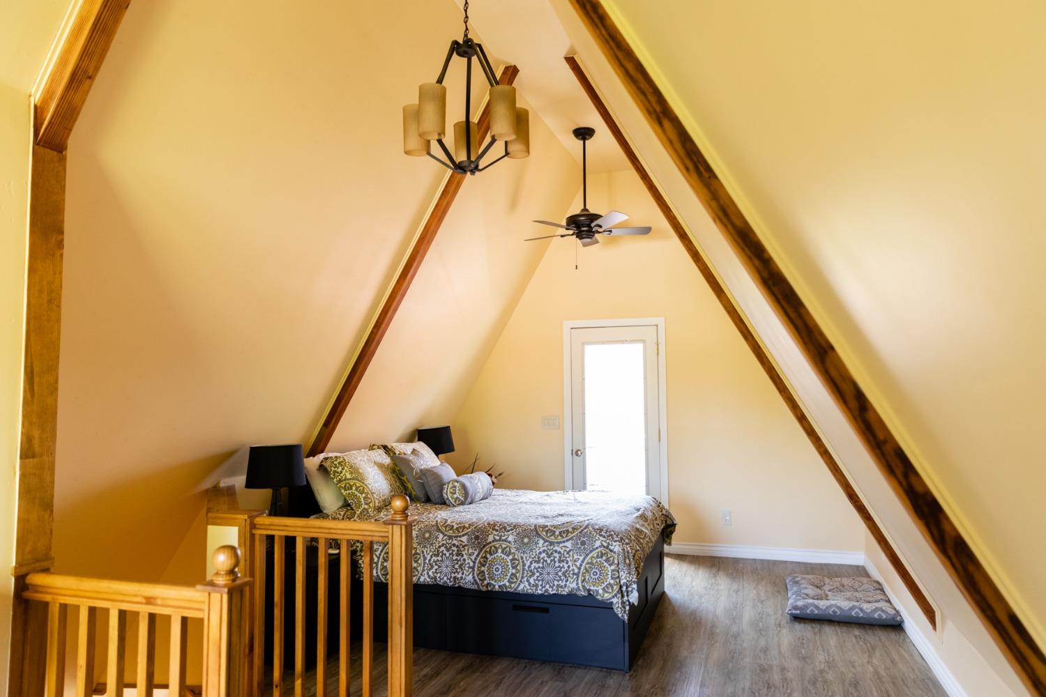 Gray Rock, Somerset, California image 40