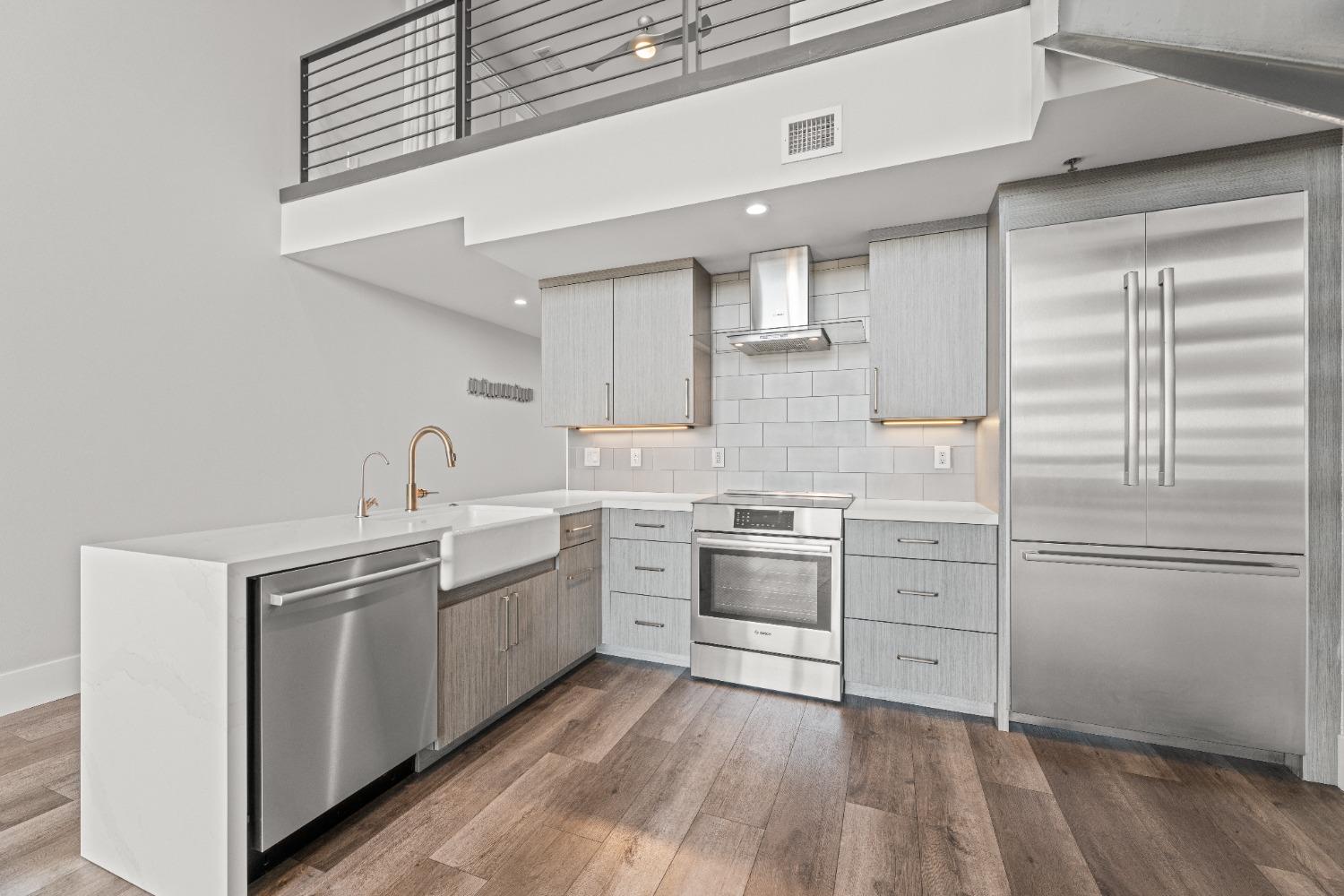 Photo #9: 223097807 Listing 